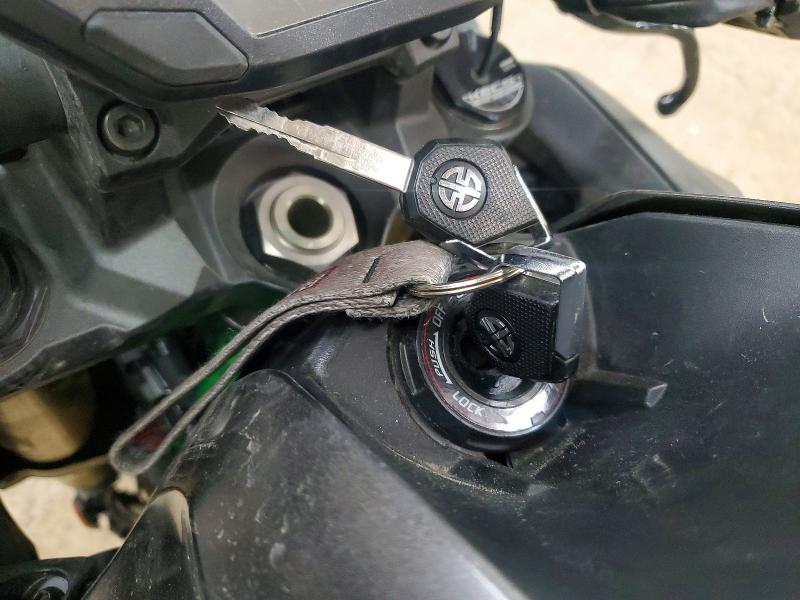 Aukcja sprzedaży 2024 Kawasaki Zr1000, vin: JKAZRCL10RA004151, numer aukcji: 51784386