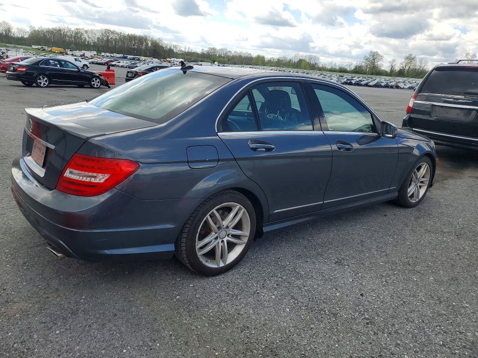 Продажа на аукционе авто 2014 Mercedes-benz C, vin: WDDGF8AB3ER318683, номер лота: 50625156