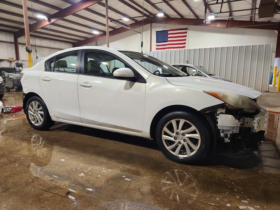 50625136 :رقم المزاد ، JM1BL1W80C1634376 vin ، 2012 Mazda 3 مزاد بيع