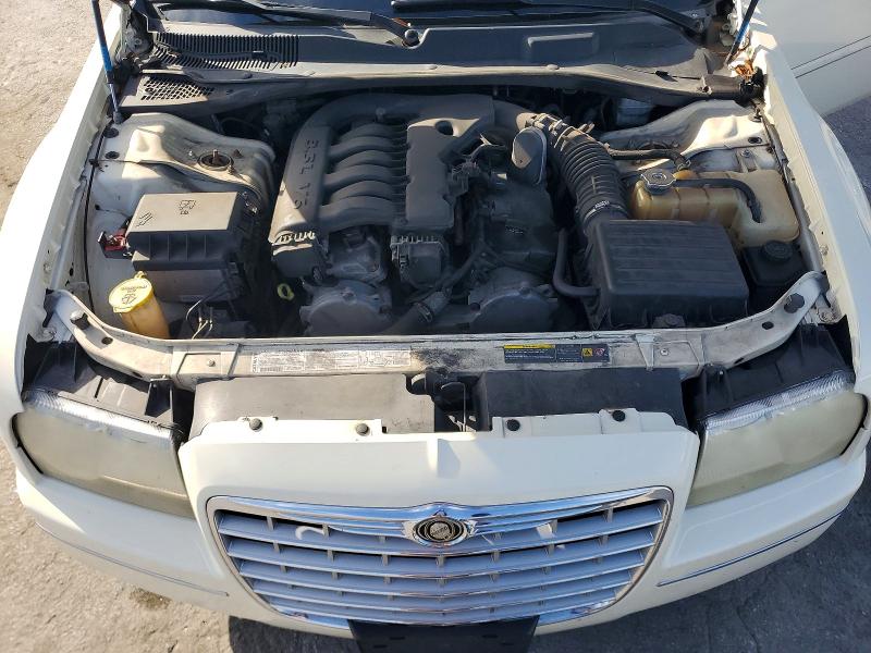 48316156 :رقم المزاد ، 2C3JA53G25H580110 vin ، 2005 Chrysler 300 مزاد بيع