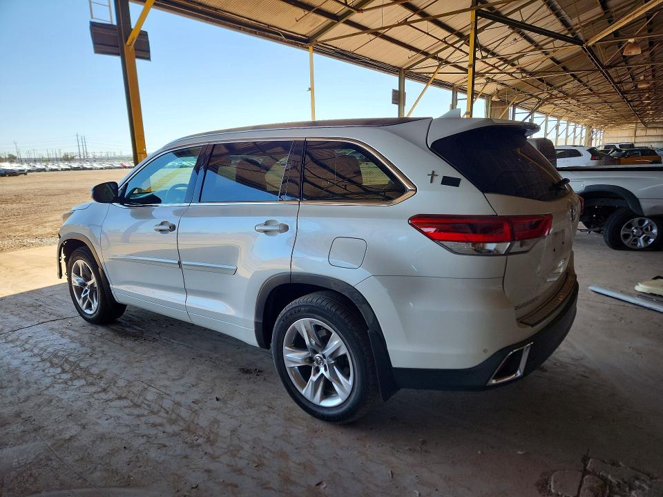 Продаж на аукціоні авто 2017 Toyota Highlander, vin: 5TDDZRFH5HS447571, номер лоту: 50105356