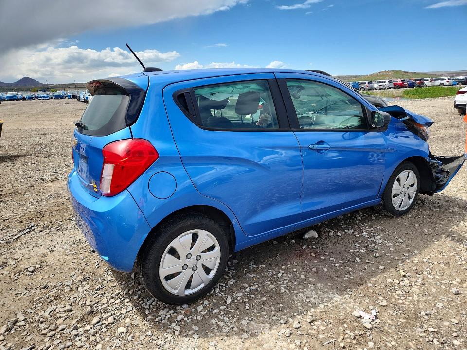 51307336 :رقم المزاد ، KL8CB6SA6JC473877 vin ، 2018 Chevrolet Spark مزاد بيع