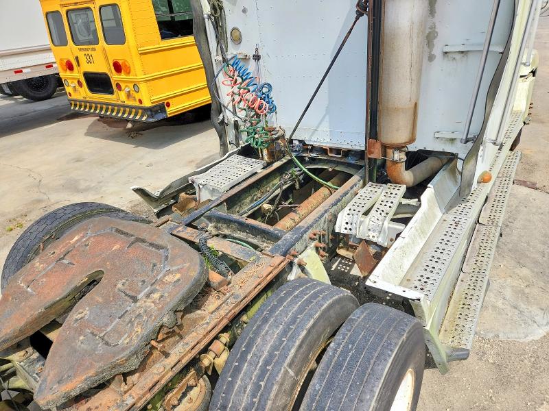 1999 Freightliner Conventional მანქანა იყიდება აუქციონზე, vin: 1FUYDSZB6XDA38838, აუქციონის ნომერი: 51296786