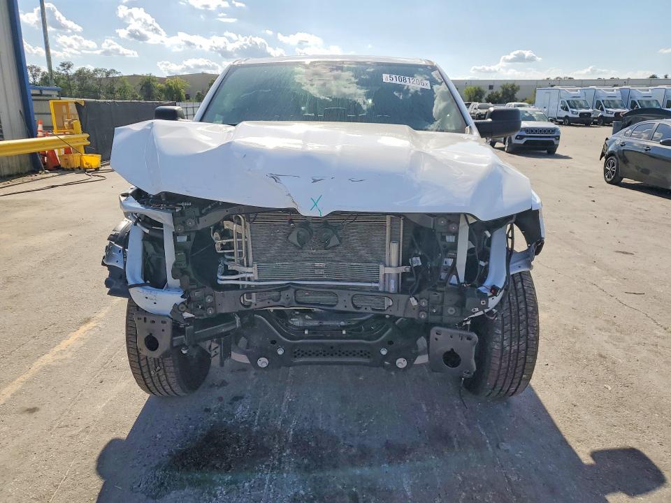 Продажа на аукционе авто 2026 Ram 1500, vin: 1C6RREGG8TN246323, номер лота: 51081206