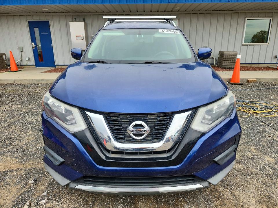 Продажа на аукционе авто 2017 Nissan Rogue, vin: KNMAT2MV2HP570744, номер лота: 51592486