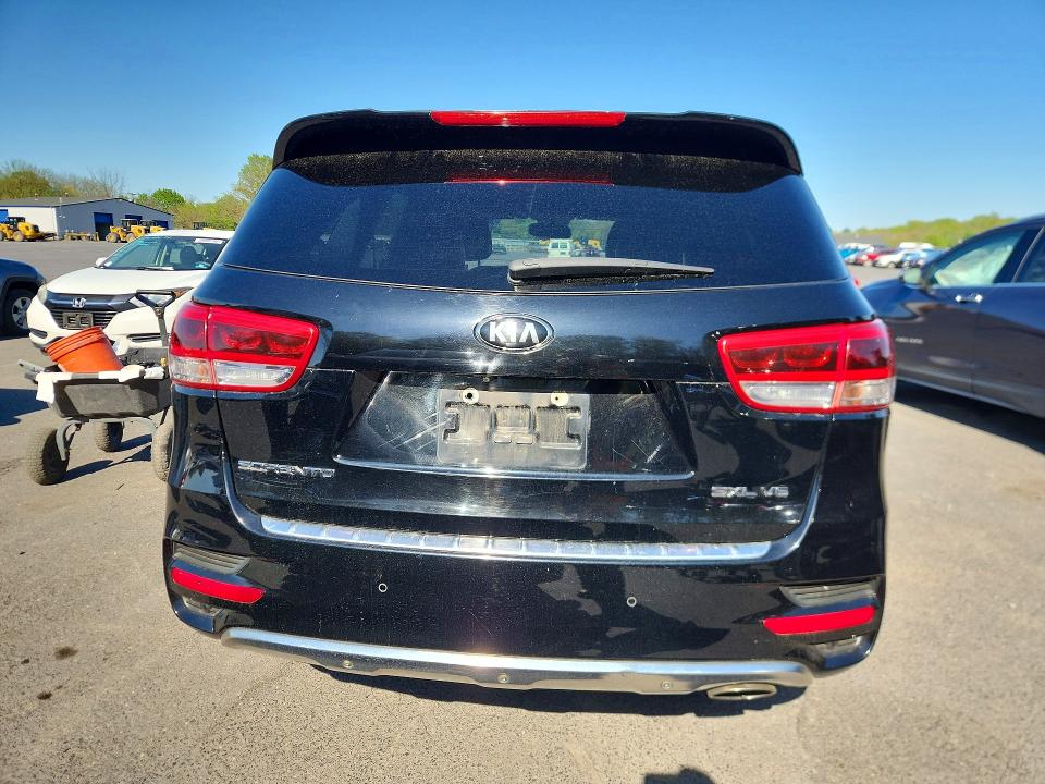2016 Kia Sorento მანქანა იყიდება აუქციონზე, vin: 5XYPK4A53GG186812, აუქციონის ნომერი: 50690396