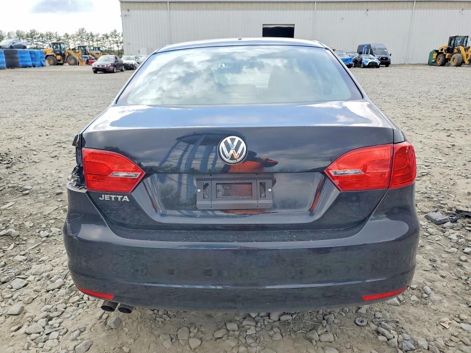 50356266 :رقم المزاد ، 3VW2K7AJ5EM389996 vin ، 2014 Volkswagen Jetta مزاد بيع