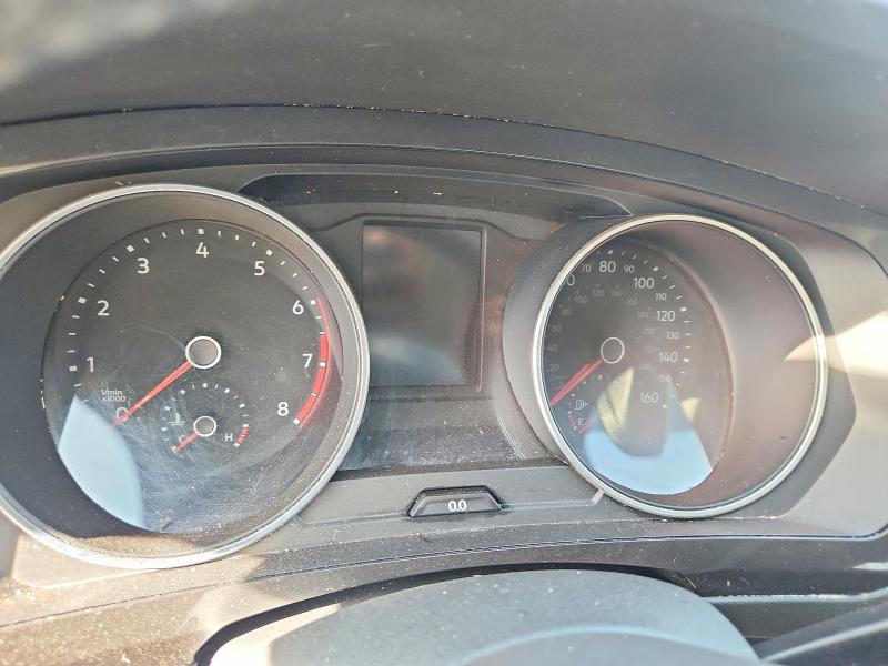 49151326 :رقم المزاد ، 3VV3B7AX6JM210064 vin ، 2018 Volkswagen Tiguan مزاد بيع