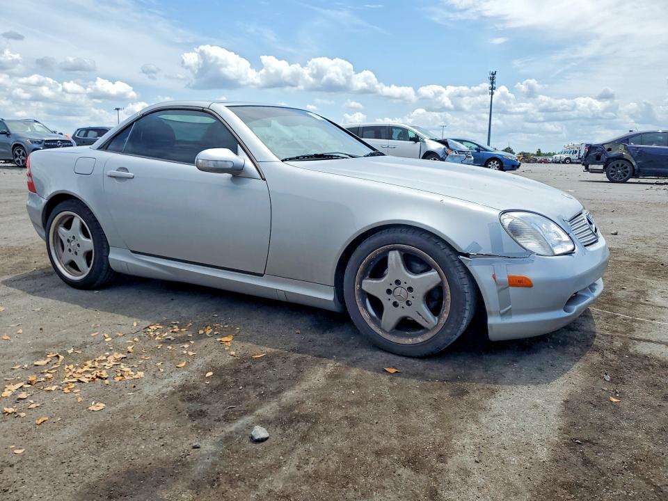 Aukcja sprzedaży 2001 Mercedes-benz Slk, vin: WDBKK49F31F203933, numer aukcji: 51858496