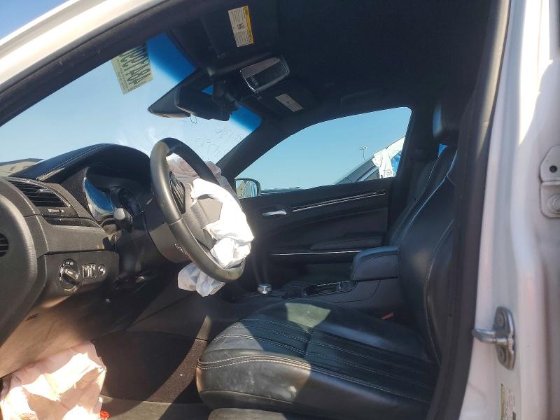 48419906 :رقم المزاد ، 2C3CCAGG3HH529967 vin ، 2017 Chrysler 300 مزاد بيع