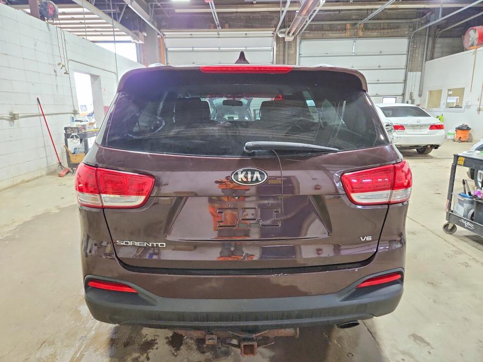 2016 Kia Sorento მანქანა იყიდება აუქციონზე, vin: 5XYPGDA59GG061430, აუქციონის ნომერი: 49861946