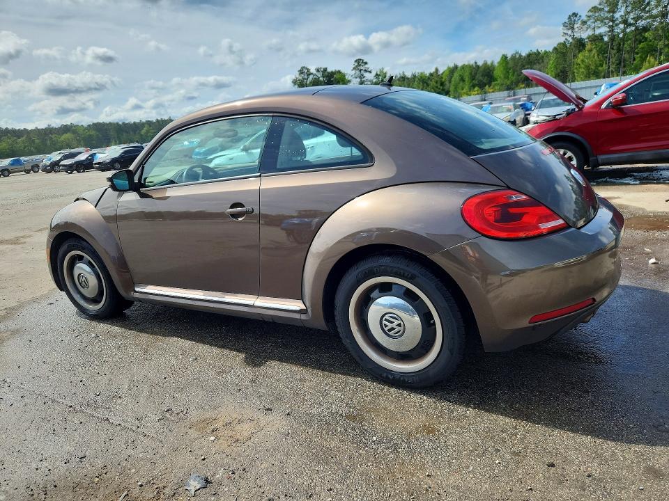 49563746 :رقم المزاد ، 3VWHX7AT0DM647515 vin ، 2013 Volkswagen Beetle مزاد بيع