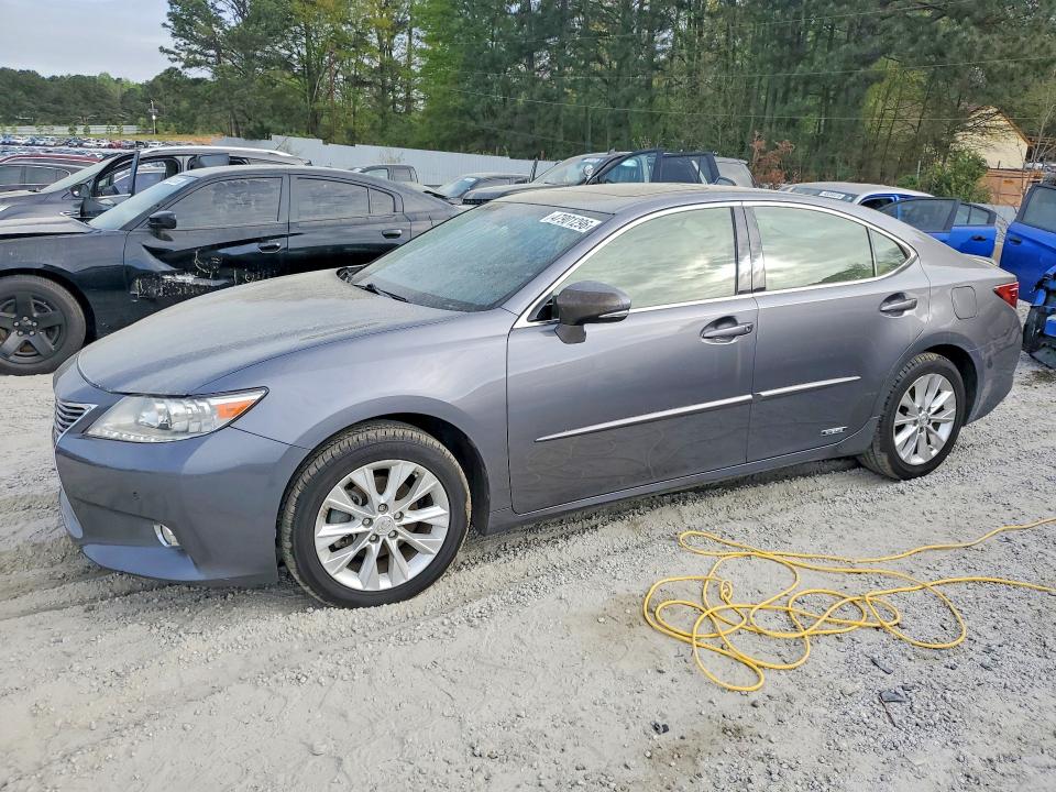 47901296 :رقم المزاد ، JTHBW1GG8D2033725 vin ، 2013 Lexus Es 300h مزاد بيع