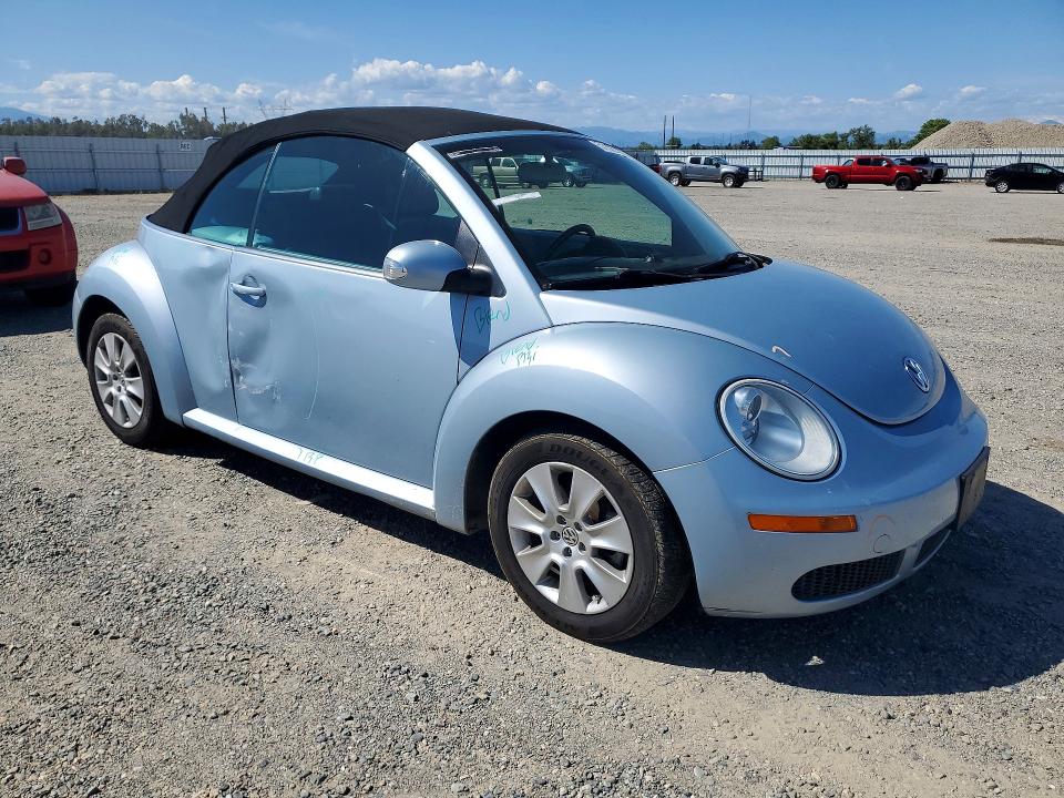 51529196 :رقم المزاد ، 3VWRG3AL4AM004853 vin ، 2010 Volkswagen New Beetle مزاد بيع