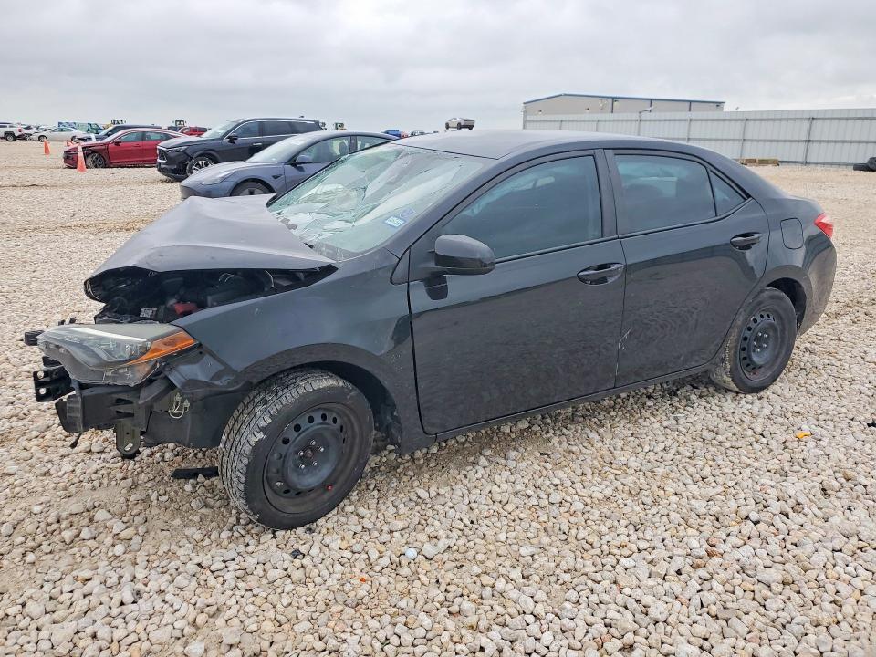 50895006 :رقم المزاد ، 5YFBURHE4JP836368 vin ، 2018 Toyota Corolla مزاد بيع
