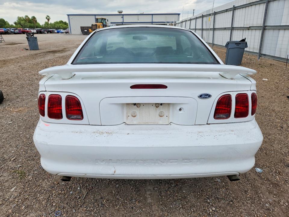 50764006 :رقم المزاد ، 1FAFP42X8WF193050 vin ، 1998 Ford Mustang مزاد بيع