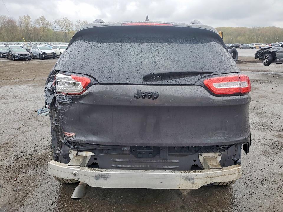 49933356 :رقم المزاد ، 1C4PJLAB6HW580764 vin ، 2017 Jeep Cherokee مزاد بيع