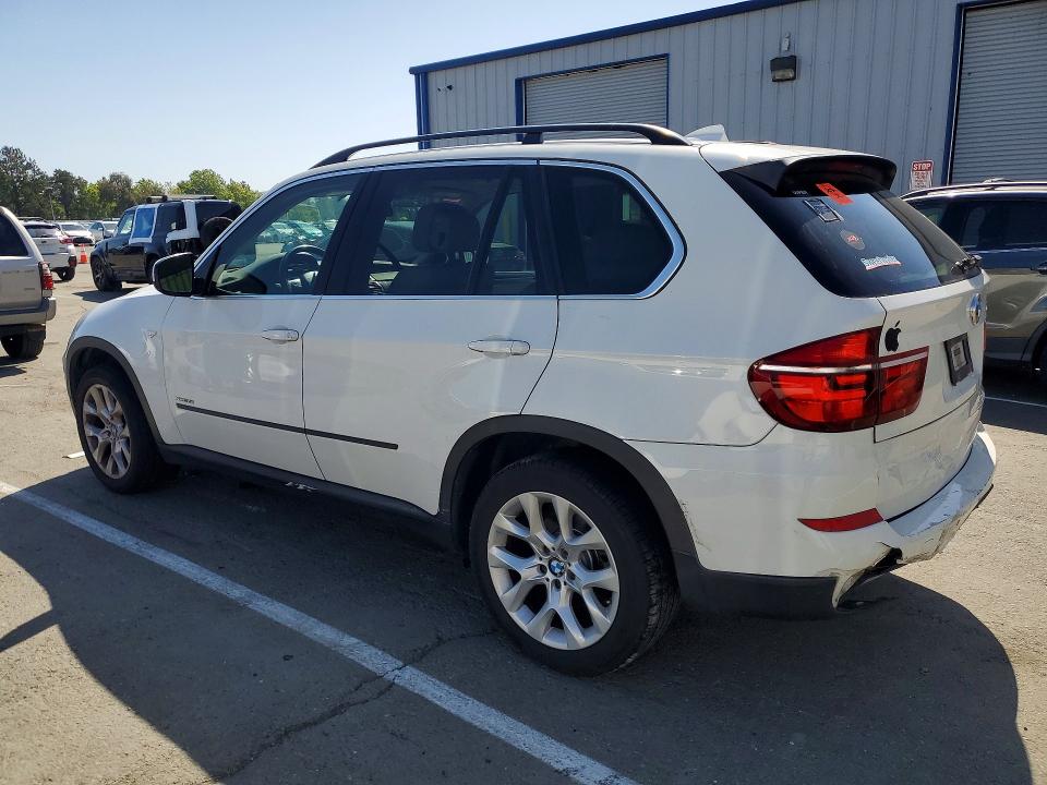 51589626 :رقم المزاد ، 5UXZV4C52D0E10880 vin ، 2013 Bmw X5 مزاد بيع