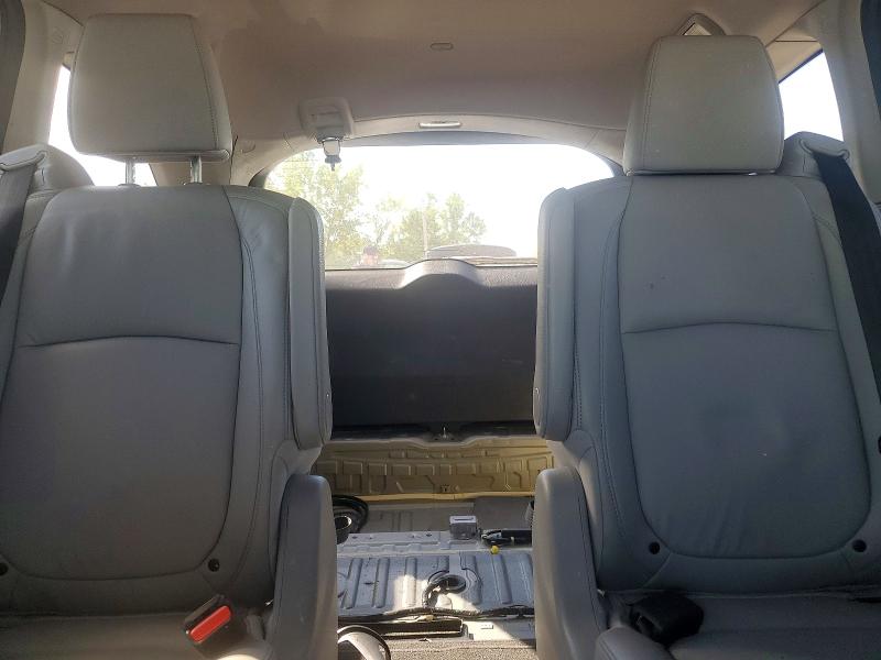 49892216 :رقم المزاد ، 5FNRL6H90KB025893 vin ، 2019 Honda Odyssey مزاد بيع