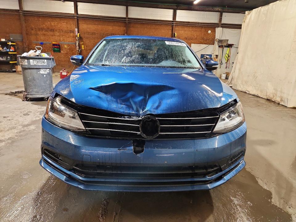 2017 Volkswagen Jetta მანქანა იყიდება აუქციონზე, vin: 3VWDB7AJXHM403873, აუქციონის ნომერი: 50614416