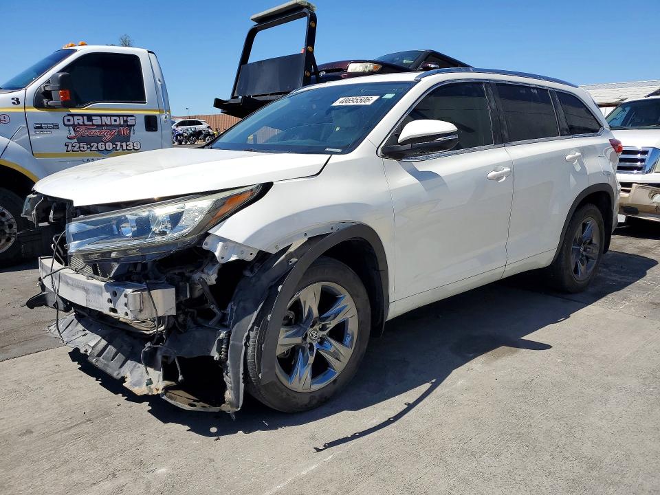 2018 Toyota Highlander მანქანა იყიდება აუქციონზე, vin: 5TDDZRFH7JS861702, აუქციონის ნომერი: 48695506