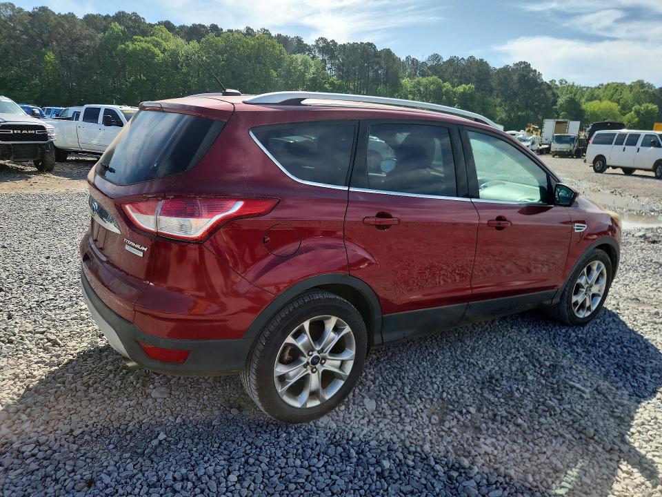 2015 Ford Escape მანქანა იყიდება აუქციონზე, vin: 1FMCU0JX7FUA40411, აუქციონის ნომერი: 49562556
