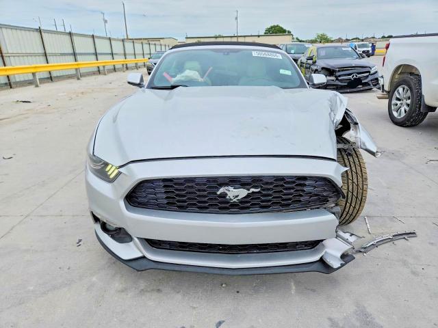 50568866 :رقم المزاد ، 1FATP8UH7H5296064 vin ، 2017 Ford Mustang مزاد بيع