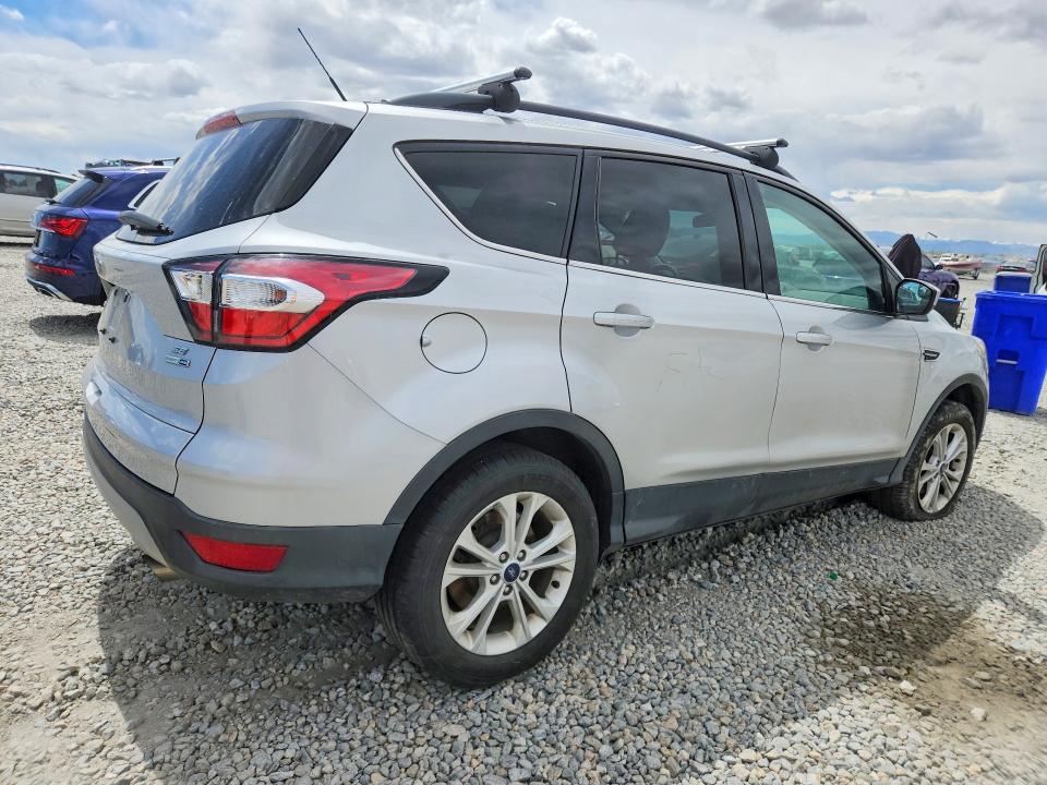 2018 Ford Escape მანქანა იყიდება აუქციონზე, vin: 1FMCU9GD2JUA32257, აუქციონის ნომერი: 50798676