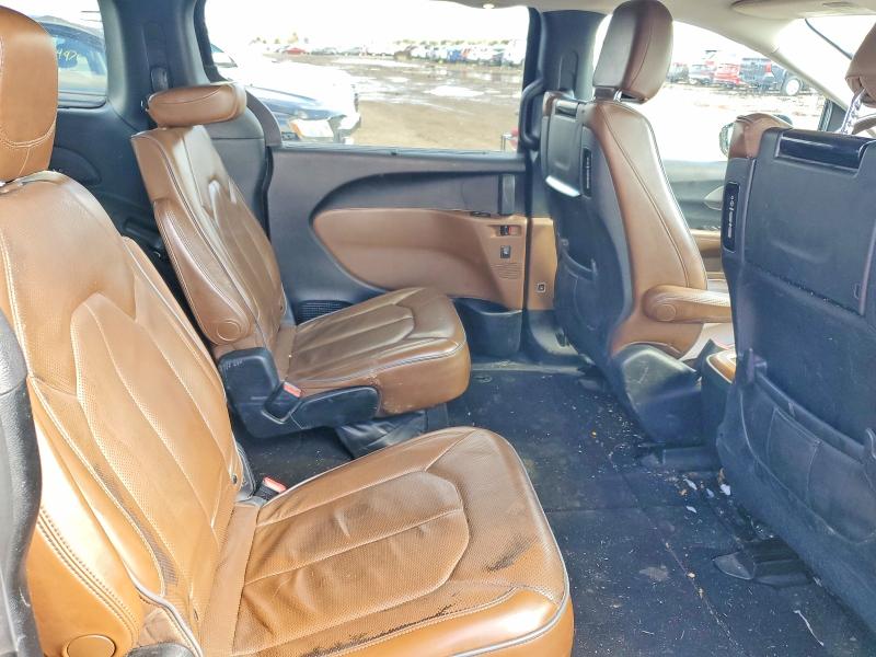 48231526 :رقم المزاد ، 2C4RC1GG4HR645128 vin ، 2017 Chrysler Pacifica مزاد بيع