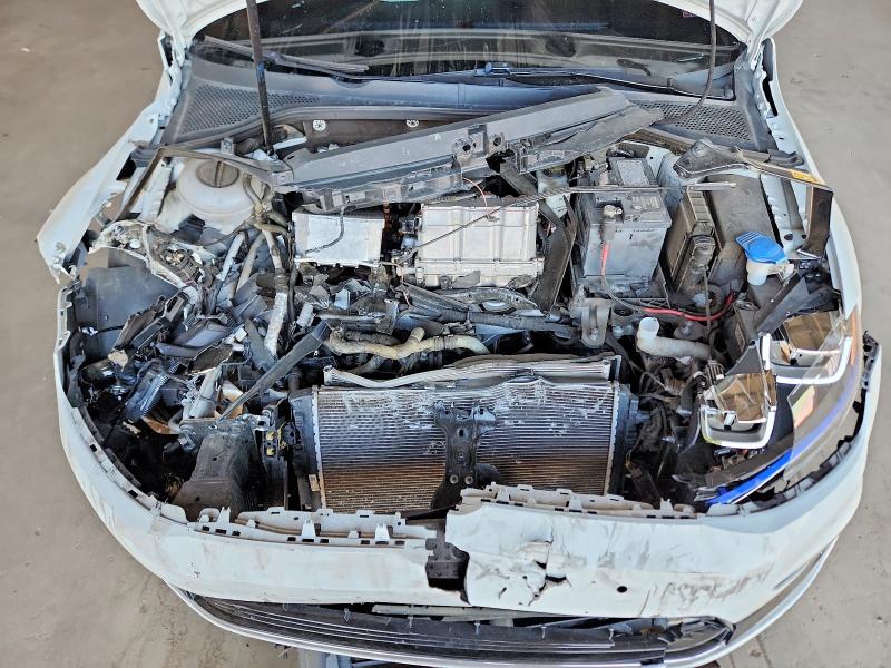 2015 Volkswagen E-golf მანქანა იყიდება აუქციონზე, vin: WVWPP7AU6FW911427, აუქციონის ნომერი: 50661126