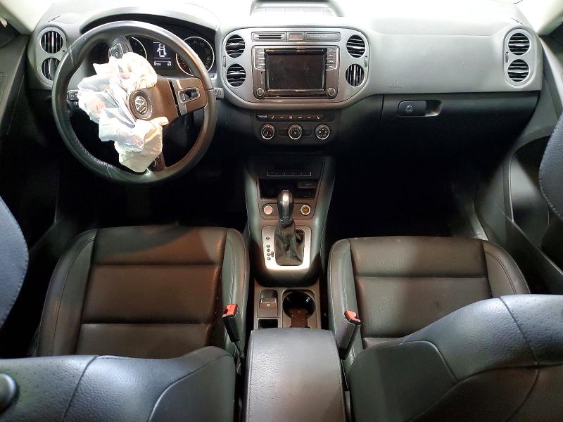 2017 Volkswagen Tiguan მანქანა იყიდება აუქციონზე, vin: WVGAV7AXXHK030418, აუქციონის ნომერი: 51453536