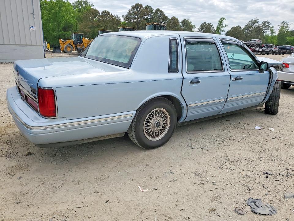 51442426 :رقم المزاد ، 1LNLM82W5VY678345 vin ، 1997 Lincoln Town Car مزاد بيع