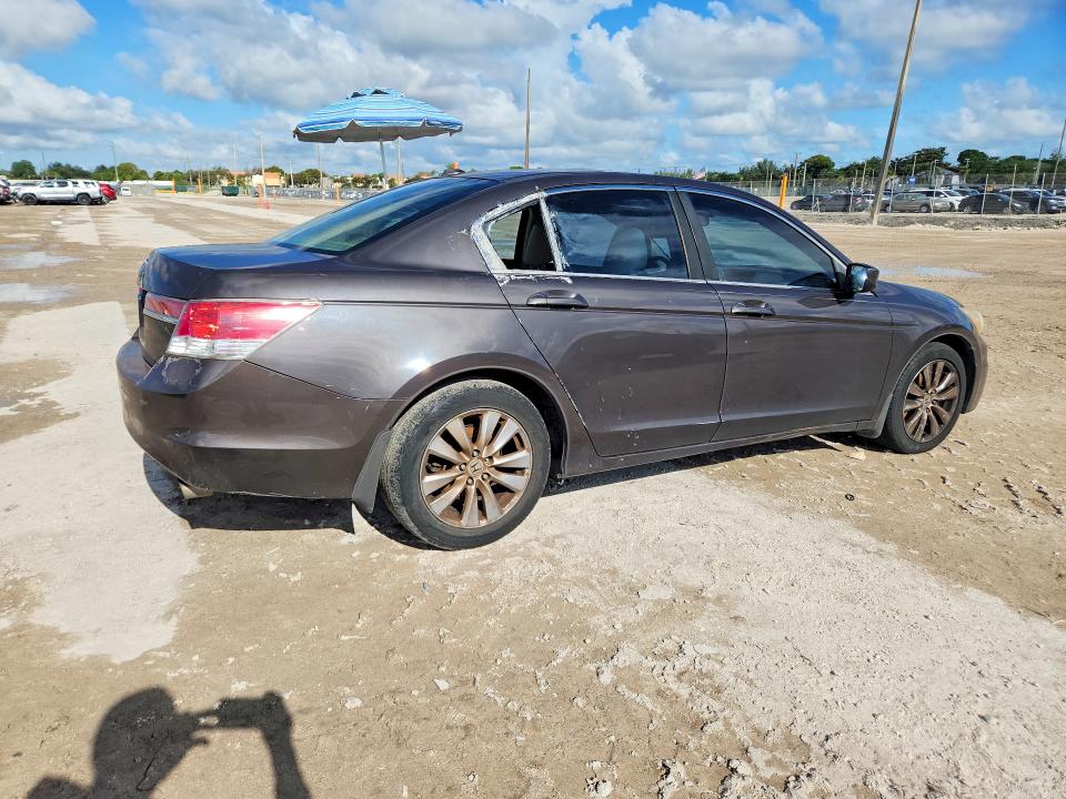 Продаж на аукціоні авто 2011 Honda Accord, vin: 1HGCP2F84BA072187, номер лоту: 49951256