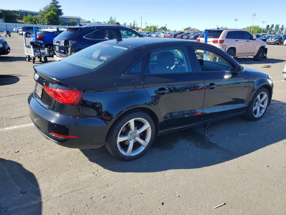Продажа на аукционе авто 2016 Audi A3, vin: WAUA7GFF4G1032732, номер лота: 50327816