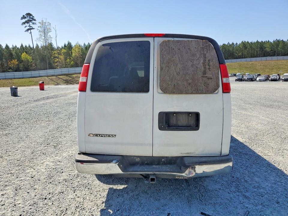 2020 Chevrolet Express G3500 მანქანა იყიდება აუქციონზე, vin: 1GAZGPFG3L1172269, აუქციონის ნომერი: 47889126