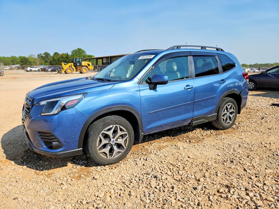Продажа на аукционе авто 2022 Subaru Forester, vin: JF2SKAEC8NH513020, номер лота: 49025096