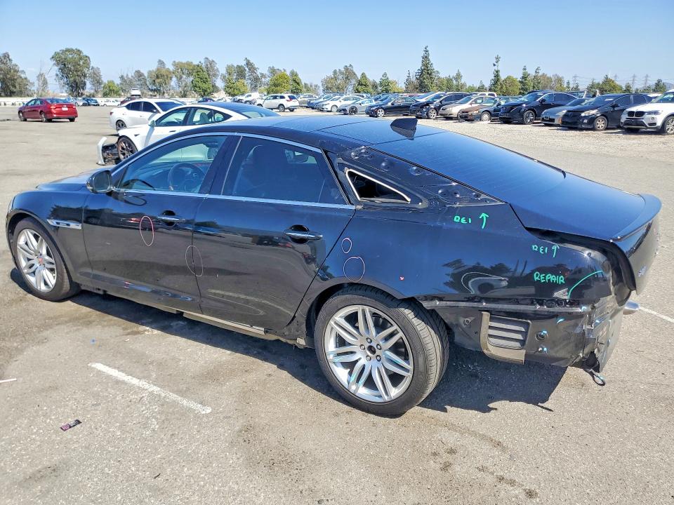 2019 Jaguar Xj მანქანა იყიდება აუქციონზე, vin: SAJWA1C73K8W19543, აუქციონის ნომერი: 51830816