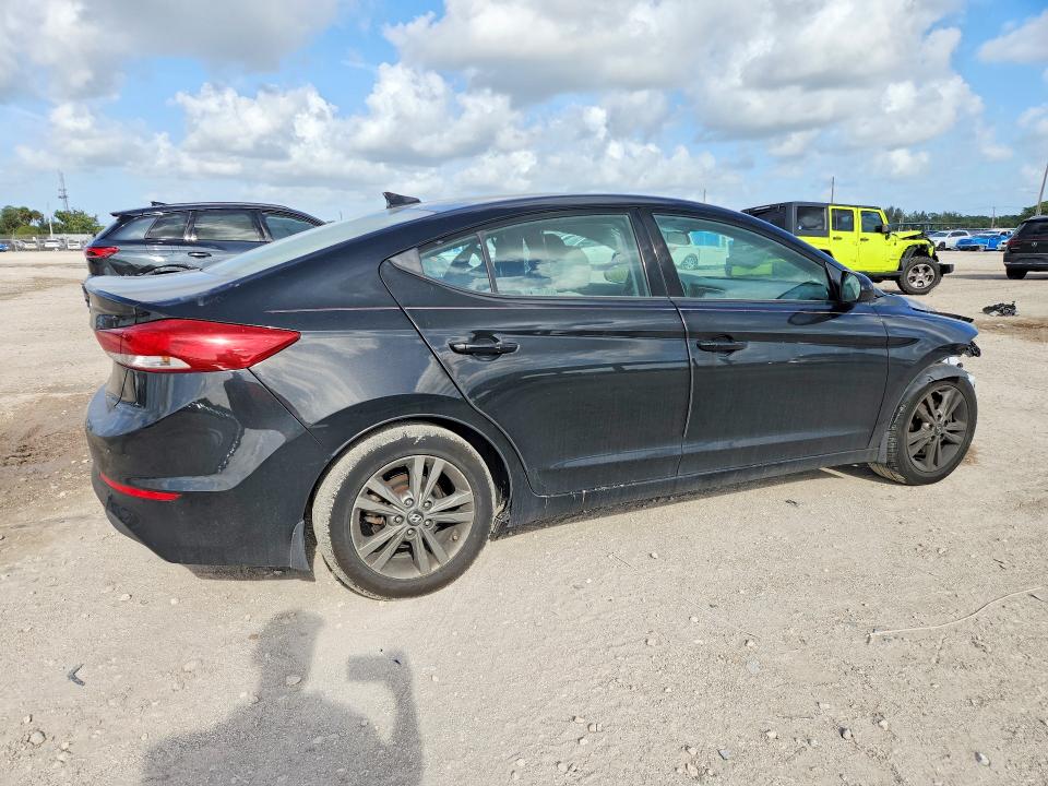 Продажа на аукционе авто 2018 Hyundai Elantra, vin: 5NPD84LF0JH366577, номер лота: 48353636