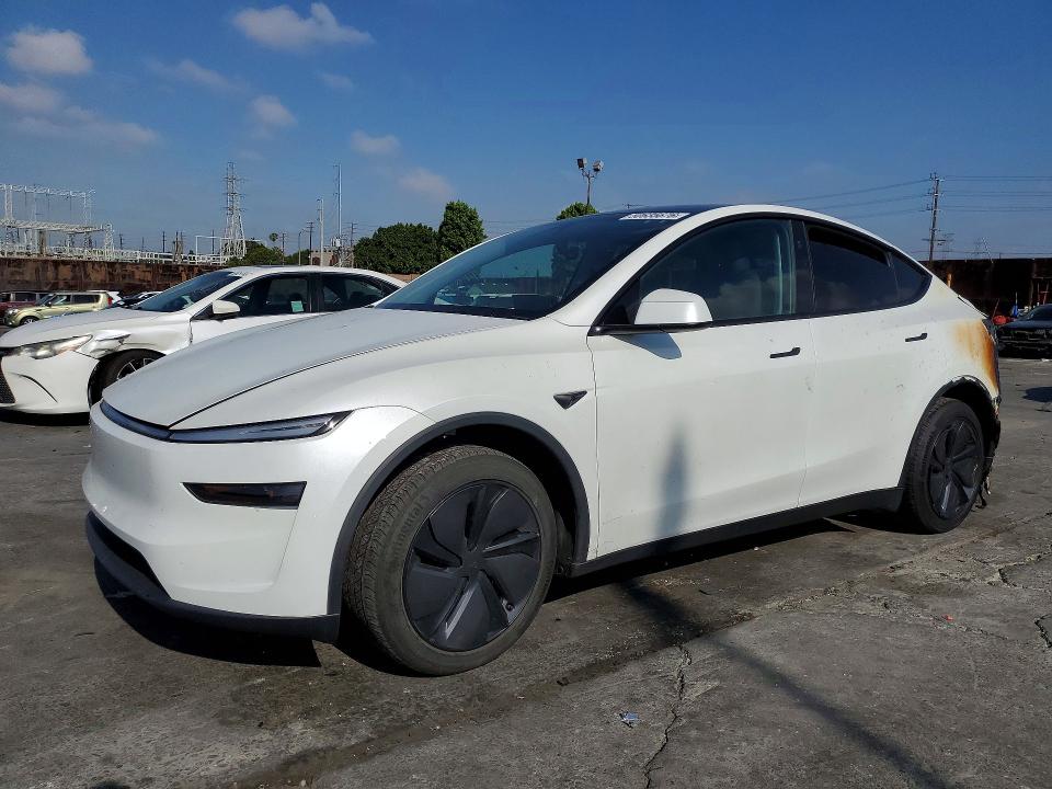 50635676 :رقم المزاد ، 7SAYGDED8TF397015 vin ، 2026 Tesla Model Y مزاد بيع