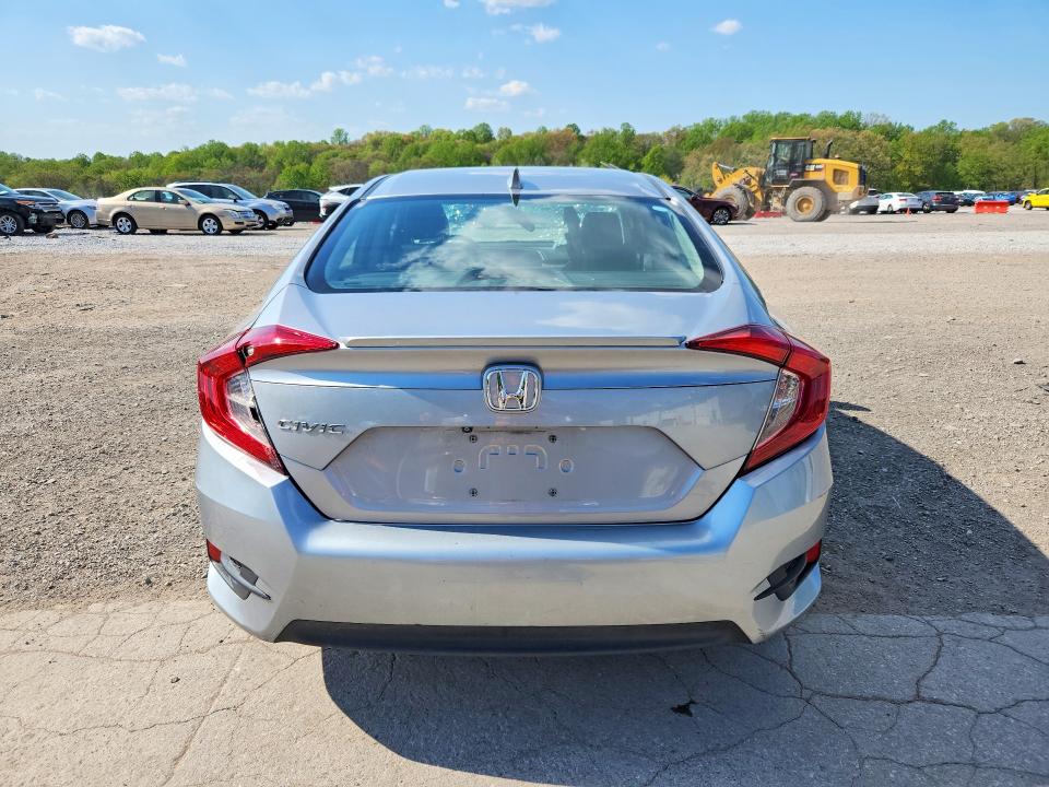 51061796 :رقم المزاد ، 19XFC1F79GE215017 vin ، 2016 Honda Civic مزاد بيع