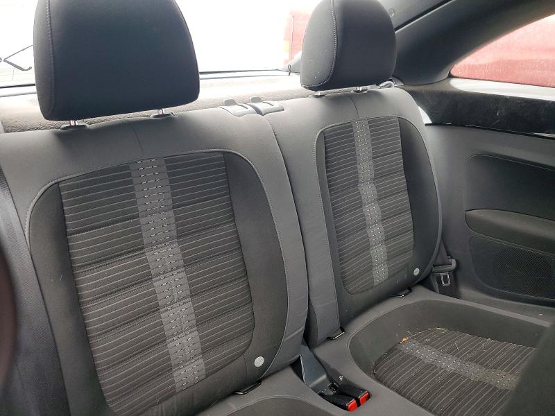 50327786 :رقم المزاد ، 3VW4A7AT2CM633730 vin ، 2012 Volkswagen Beetle مزاد بيع