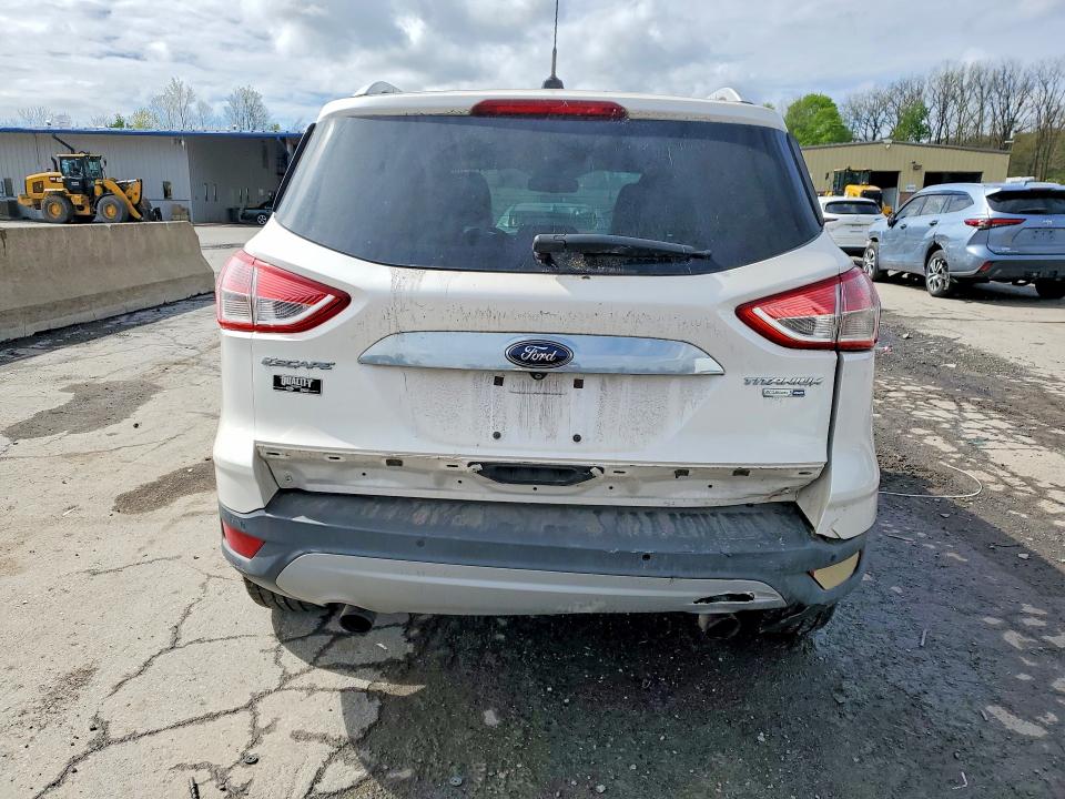 51121886 :رقم المزاد ، 1FMCU9JX6FUB86772 vin ، 2015 Ford Escape مزاد بيع