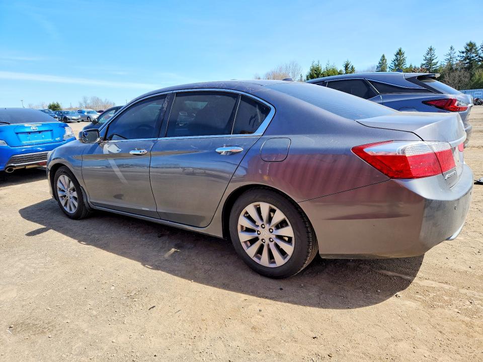 2015 Honda Accord მანქანა იყიდება აუქციონზე, vin: 1HGCR2F85FA801328, აუქციონის ნომერი: 51602316