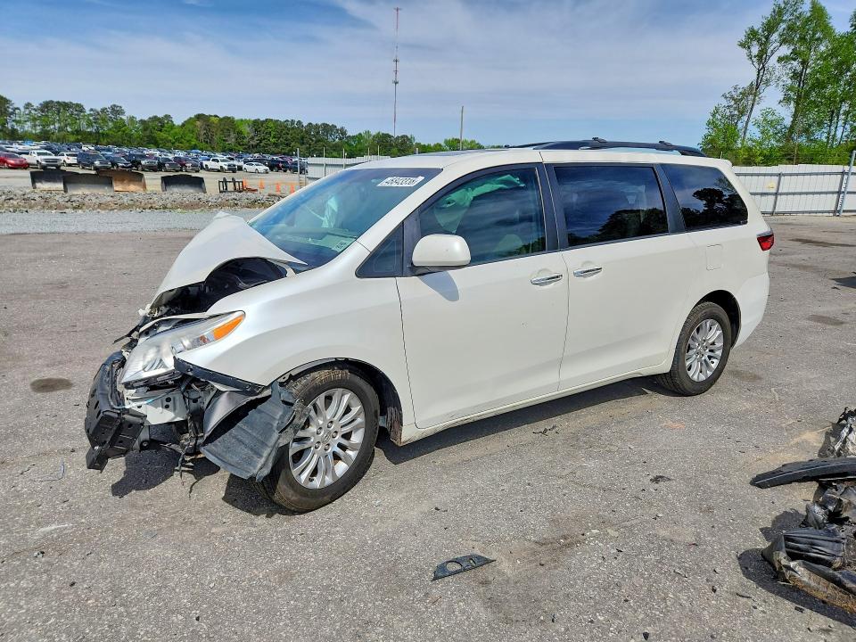 Aukcja sprzedaży 2015 Toyota Sienna, vin: 5TDYK3DC7FS639890, numer aukcji: 48843316