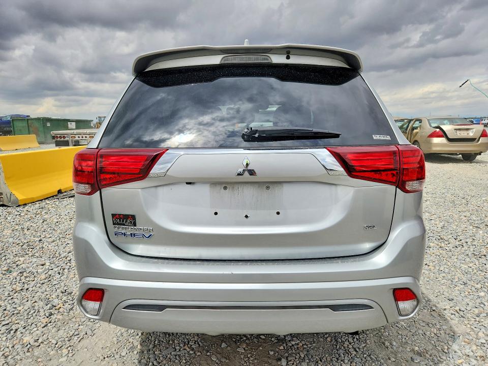 51546206 :رقم المزاد ، JA4J2VA70NZ057058 vin ، 2022 Mitsubishi Outlander مزاد بيع