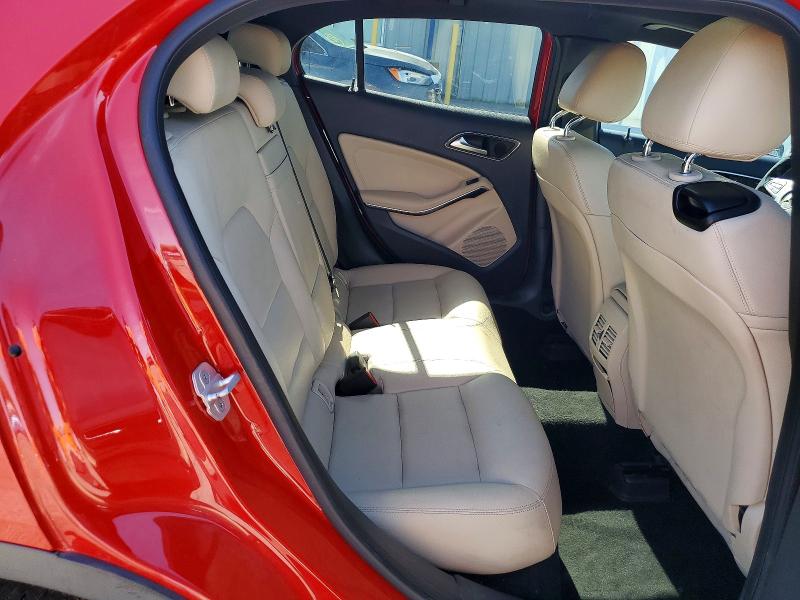 50653696 :رقم المزاد ، WDCTG4GB3GJ262035 vin ، 2016 Mercedes-benz Gla مزاد بيع
