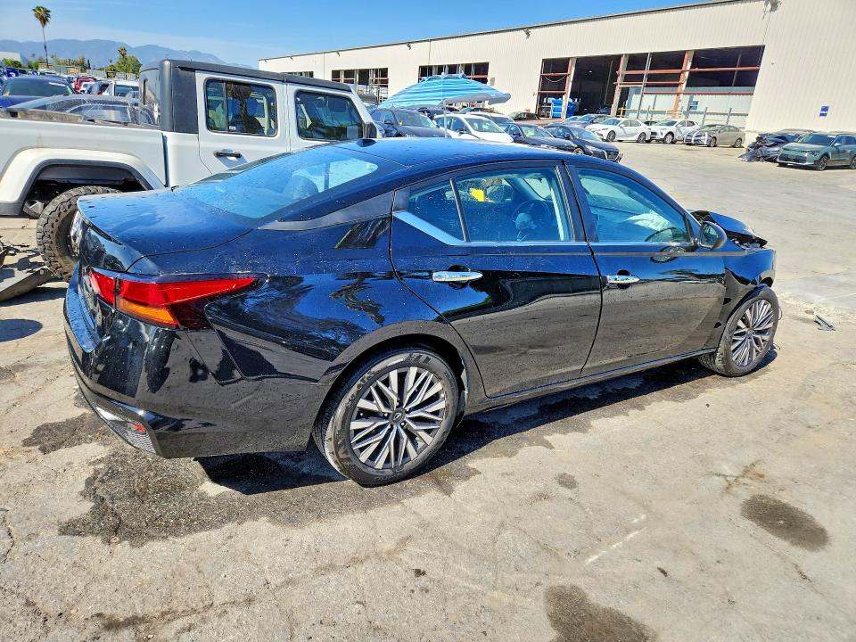 Продажа на аукционе авто 2025 Nissan Altima, vin: 1N4BL4DV7SN397554, номер лота: 51184716