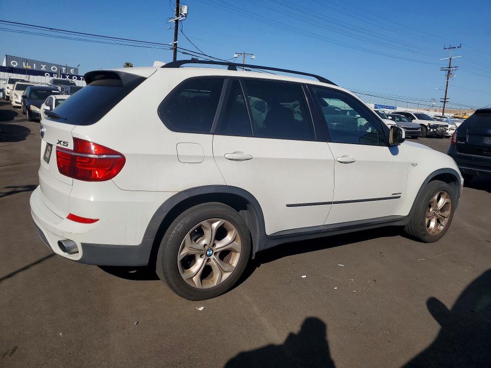 2011 Bmw X5 მანქანა იყიდება აუქციონზე, vin: 5UXZV4C56BLL58307, აუქციონის ნომერი: 50514466