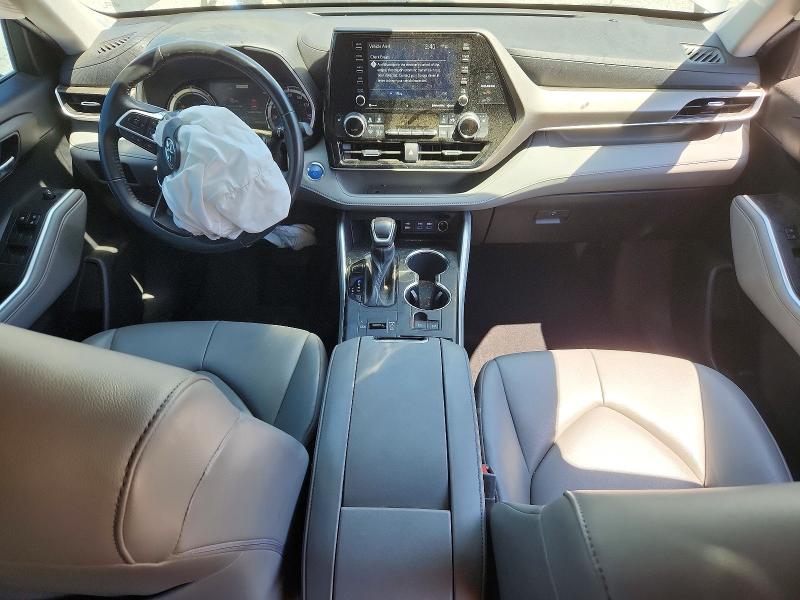49891086 :رقم المزاد ، 5TDGARAH3NS512084 vin ، 2022 Toyota Highlander Hybrid مزاد بيع
