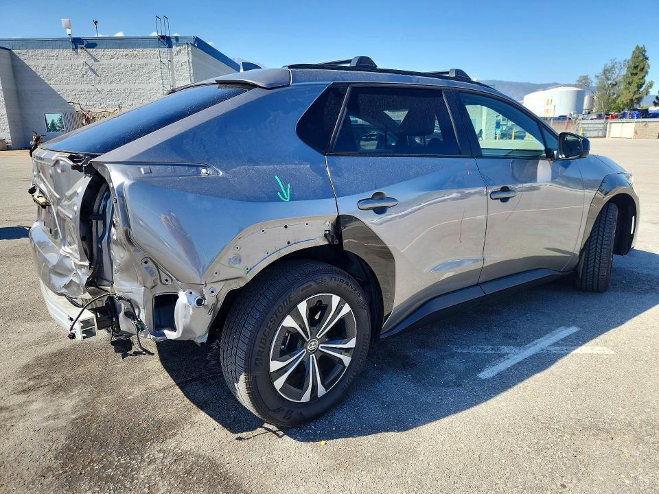 52567326 :رقم المزاد ، JTMAAAAA1SA059375 vin ، 2025 Toyota Bz4x مزاد بيع